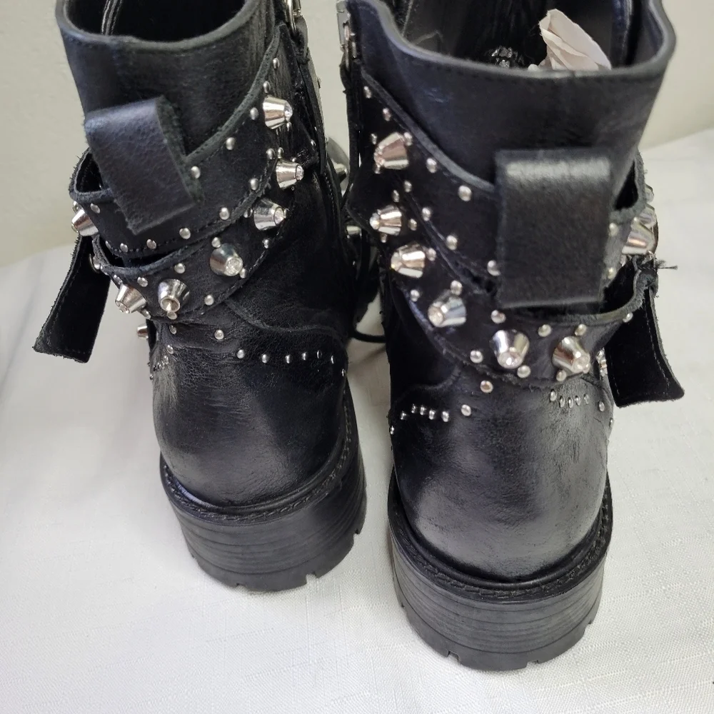 Zara stylish black